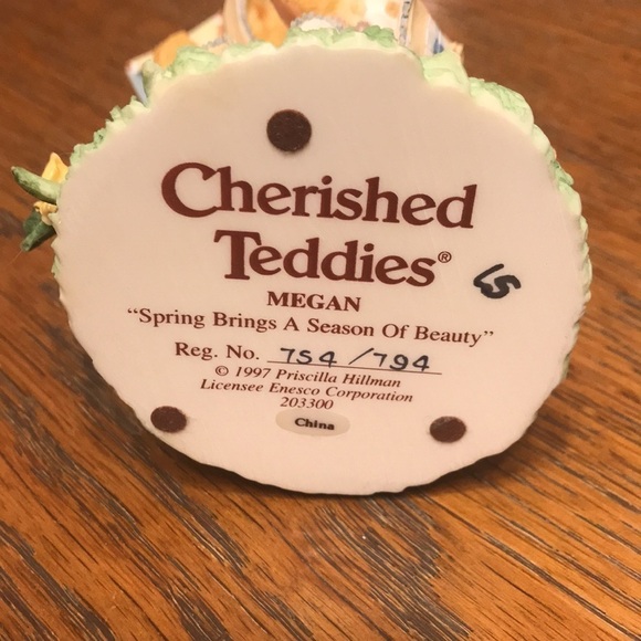 Vintage Cherished Teddies 1997 Megan “Spring Brings A Season Of Beauty” - Picture 9 of 10